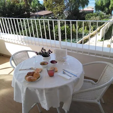 شقة فندقية Thalassa 2*