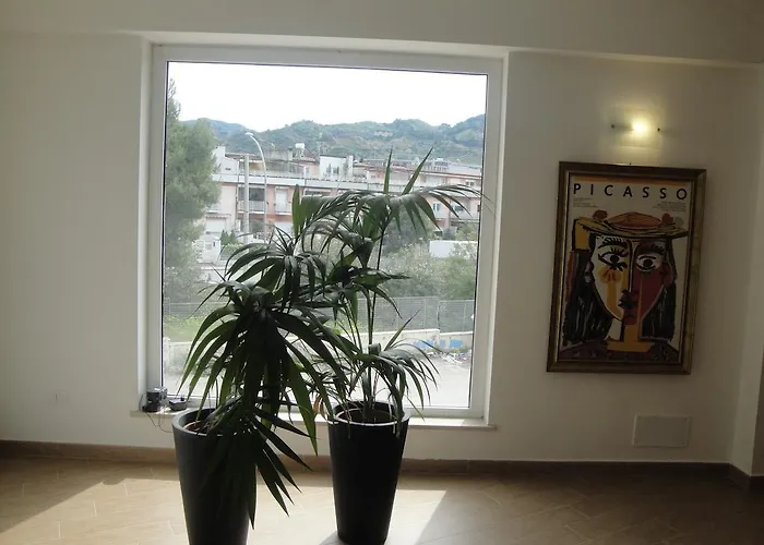 Lägenhetshotell Thalassa 2*